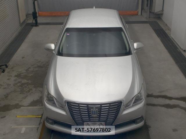 Toyota CROWN 2014 8770006-6
