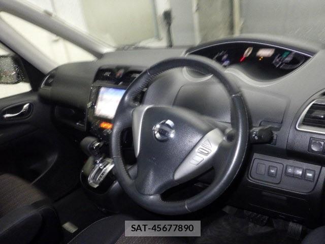Nissan SERENA 2014 8920945-3