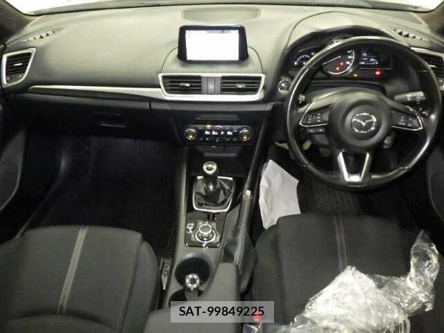 Mazda AXELA 2016 8678463-3