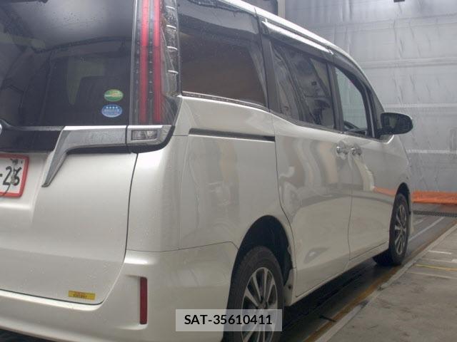 Toyota ESQUIRE 2018 8774530-5