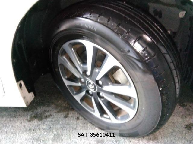 Toyota ESQUIRE 2018 8774530-9