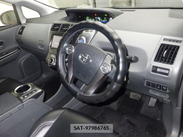 Toyota PRIUS 2014 8680688-3