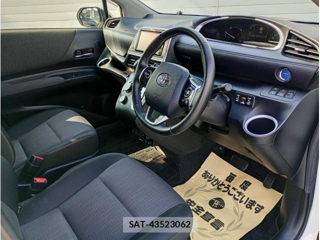 Toyota SIENTA 2020 8903010-19