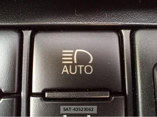 Toyota SIENTA 2020 8903010-27