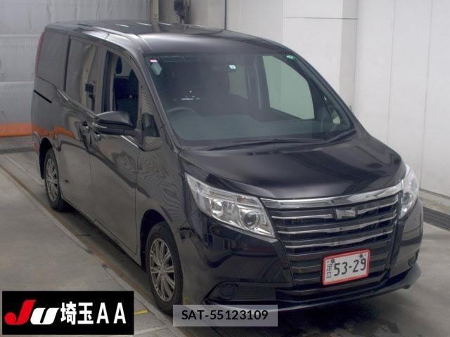 Toyota NOAH 2015 8870211-0