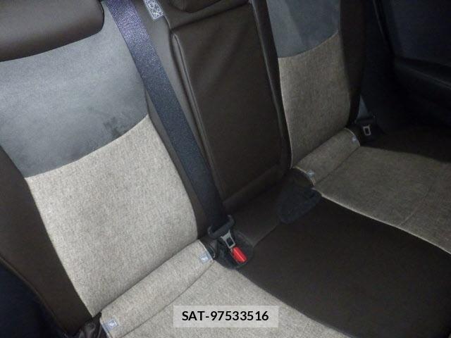 Toyota AQUA 2025 8682941-8