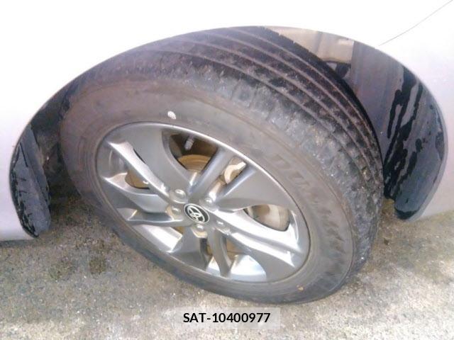 Toyota SIENTA 2015 8672428-9