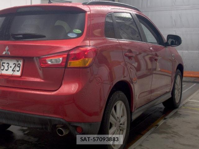 Mitsubishi RVR 2013 8931622-5