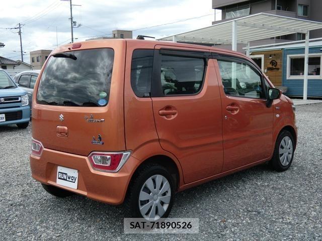 Suzuki WAGON R 2017 8920079-14