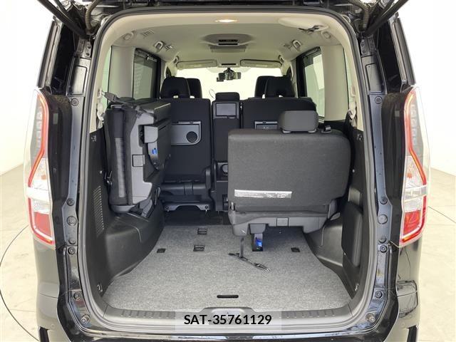 Nissan SERENA 2021 8924187-20
