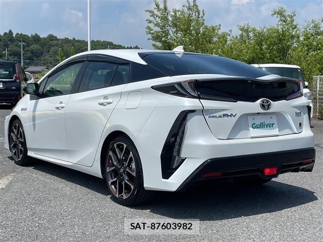 Toyota PRIUS PHV 2021 8915572-14