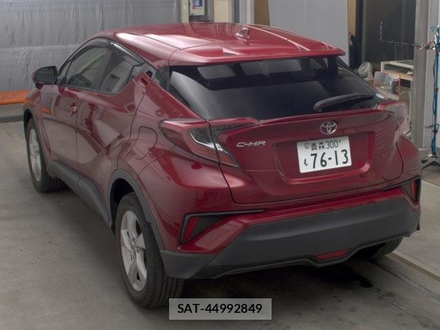 Toyota C-HR 2018 8684277-1
