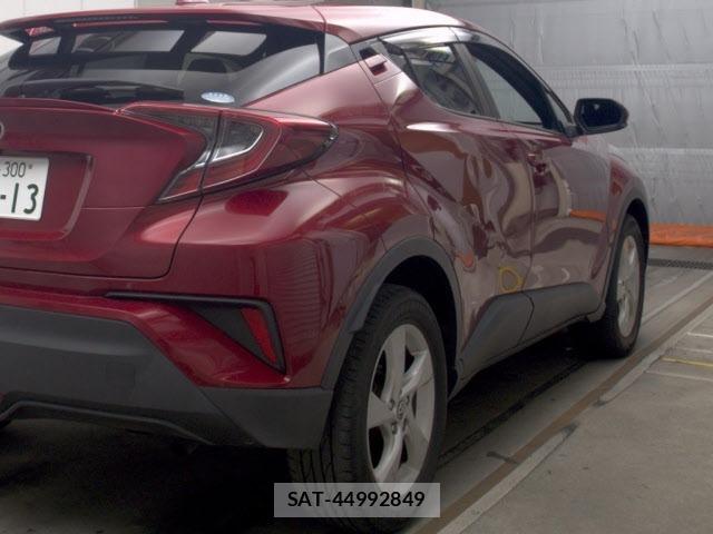 Toyota C-HR 2018 8684277-5