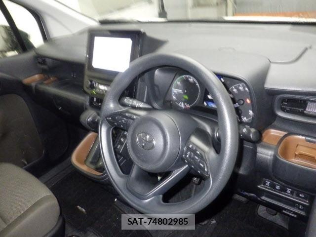 Toyota SIENTA 2024 8764420-3