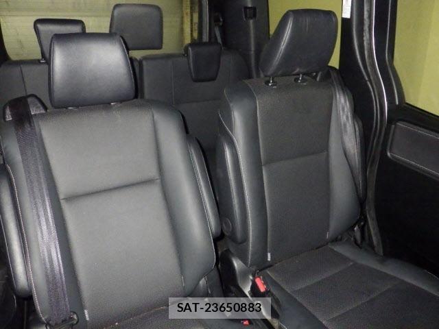 Toyota ESQUIRE 2019 8908374-8