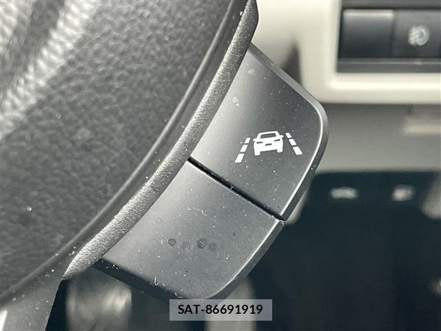 Suzuki SWIFT 2025 8953845-6