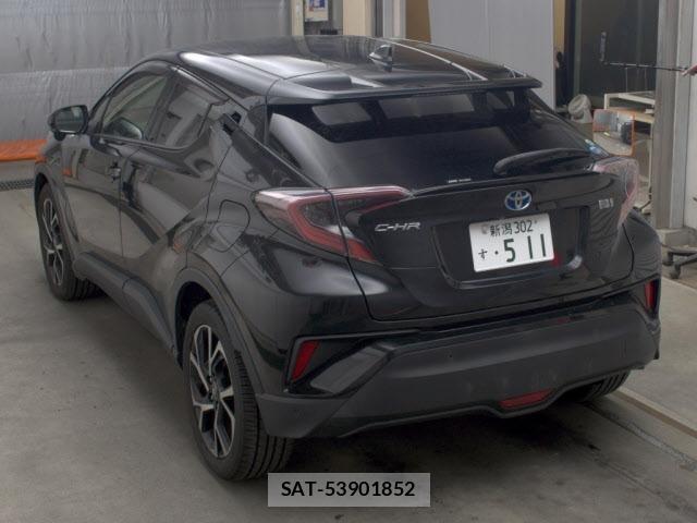 Toyota C-HR 2017 8684278-1