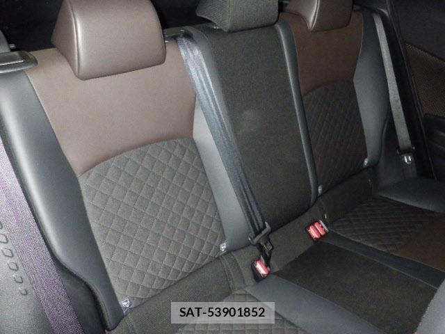 Toyota C-HR 2017 8684278-8