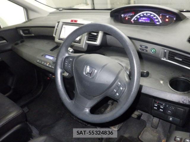 Honda FREED 2015 8775162-3