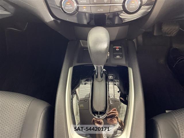 Nissan X-TRAIL 2018 8862529-11