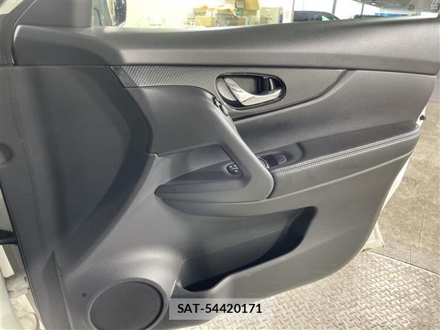 Nissan X-TRAIL 2018 8862529-8
