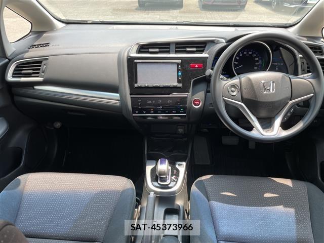 Honda FIT 2016 8921156-14