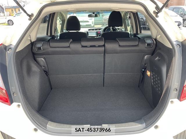 Honda FIT 2016 8921156-2
