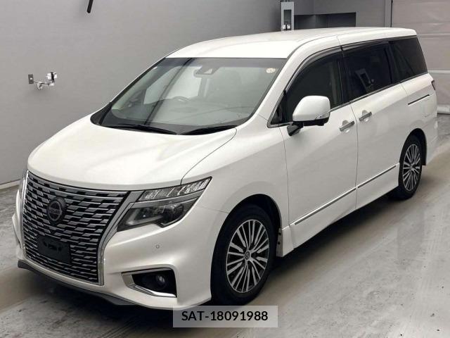 Nissan ELGRAND 2021 8689640-0