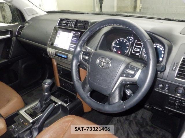 Toyota LAND CRUISER PRADO 2022 8906679-3