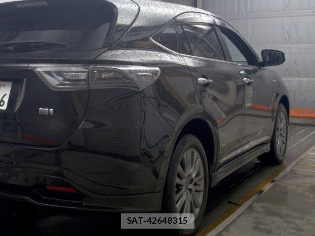 Toyota HARRIER 2014 8935971-5