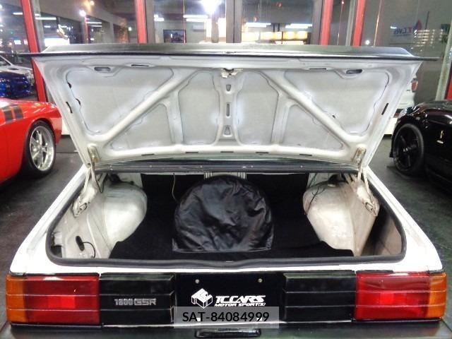 Mitsubishi LANCER 1985 8864184-10