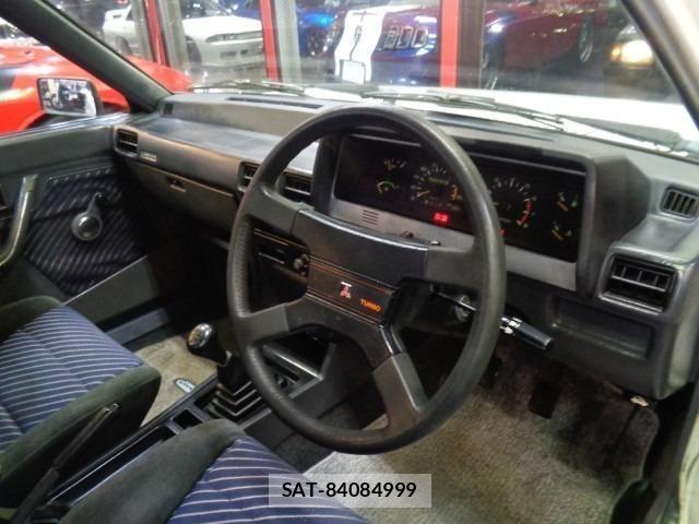 Mitsubishi LANCER 1985 8864184-2