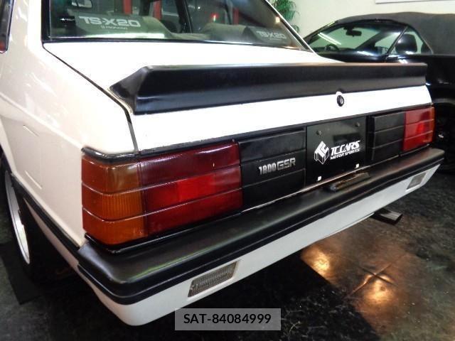 Mitsubishi LANCER 1985 8864184-25