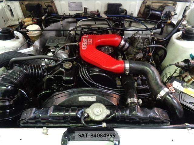 Mitsubishi LANCER 1985 8864184-29