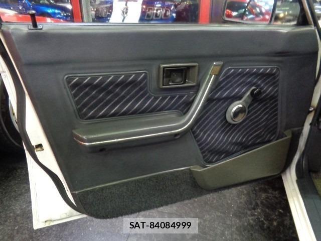 Mitsubishi LANCER 1985 8864184-8
