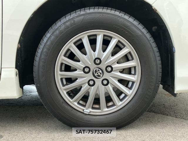 Toyota ESQUIRE 2015 8908406-22
