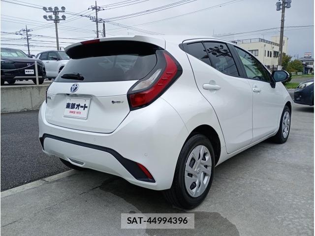 Toyota AQUA 2024 8682979-1