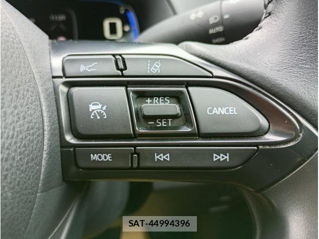 Toyota AQUA 2024 8682979-10