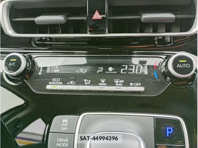 Toyota AQUA 2024 8682979-11