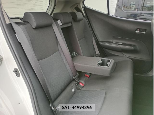 Toyota AQUA 2024 8682979-25