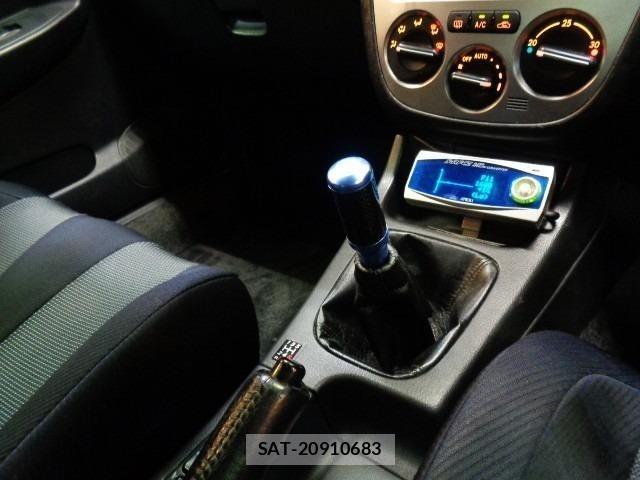 Subaru IMPREZA 2000 8680156-7