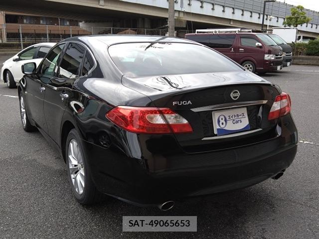 Nissan FUGA 2010 8909547-1