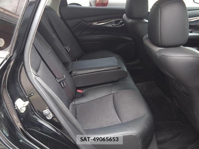 Nissan FUGA 2010 8909547-9