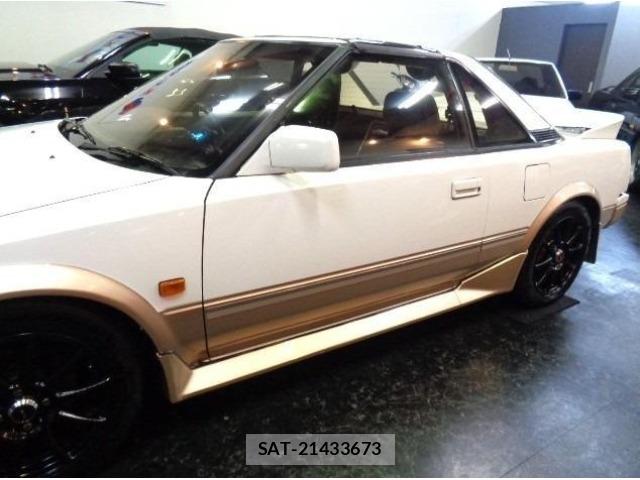 Toyota MR2 1988 8673530-24