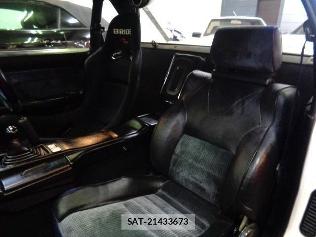 Toyota MR2 1988 8673530-37