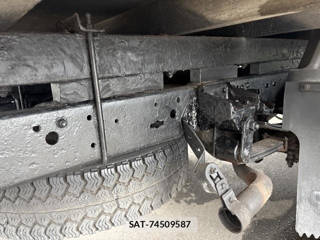 Mitsubishi CANTER 1996 8716778-16