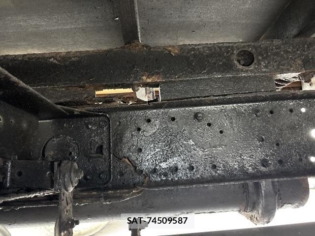 Mitsubishi CANTER 1996 8716778-18