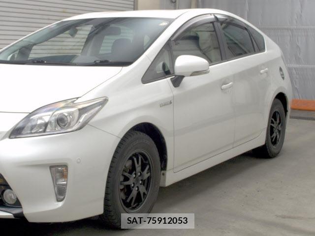 Toyota PRIUS 2015 8691597-4