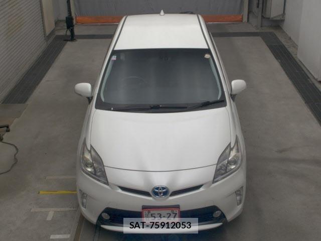 Toyota PRIUS 2015 8691597-6