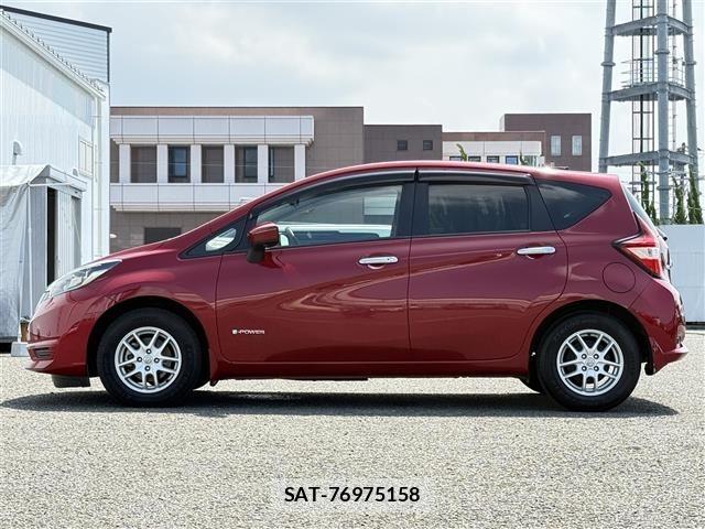 Nissan NOTE 2018 8911190-2